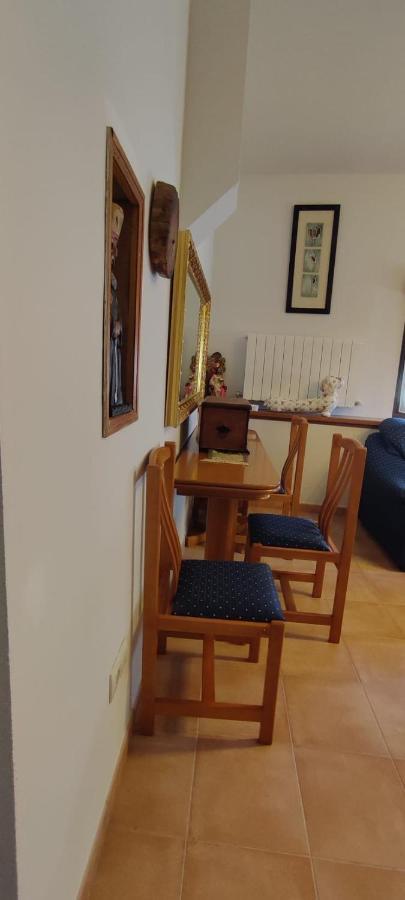 Casa De Los Abuelos Ortigosa del Monte ภายนอก รูปภาพ